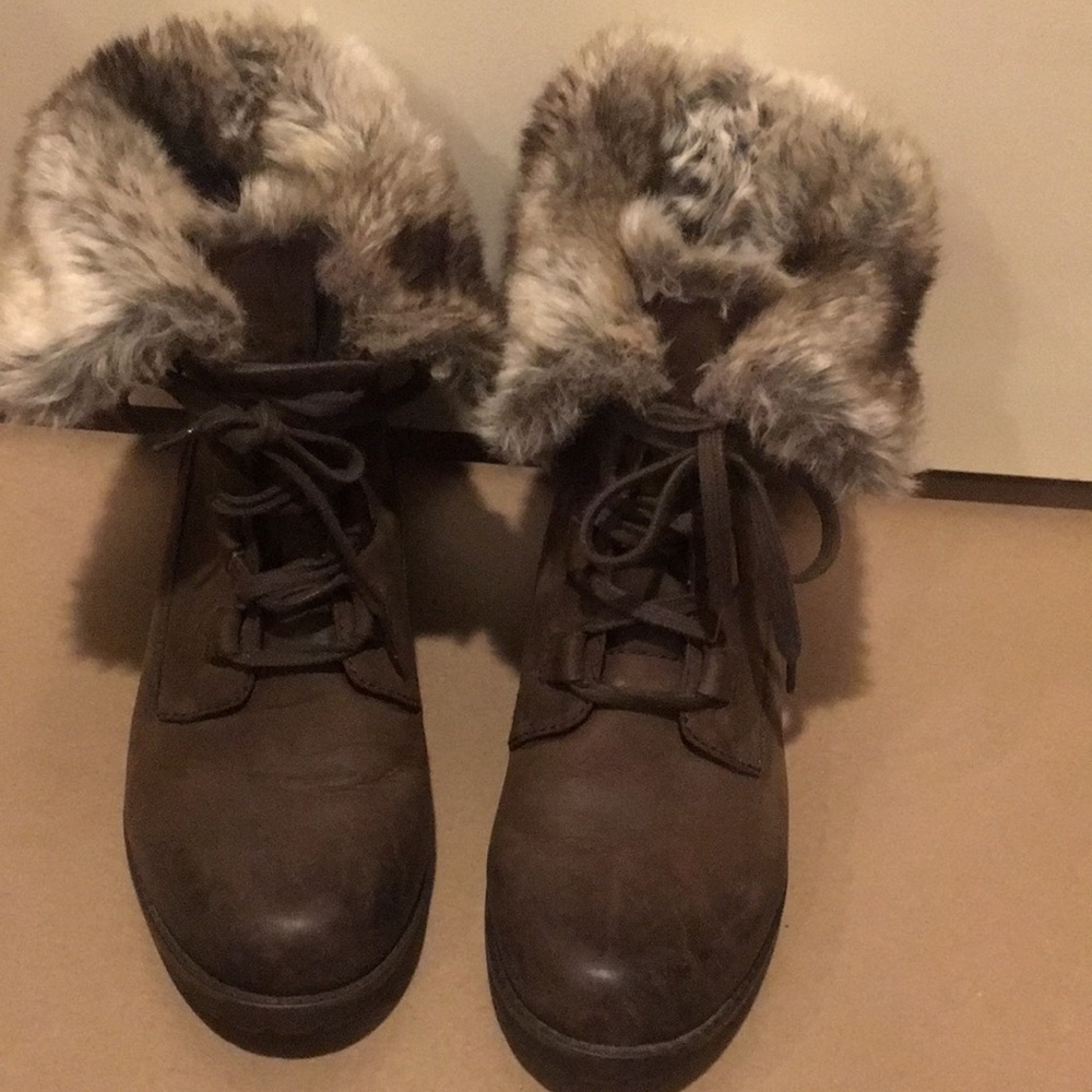Abeo womens Helena Lace Up leather combat Boots faux fur Size 10 brown